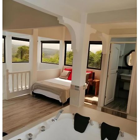 Casa Hotel Alicia فيلانديا المظهر الخارجي الصورة